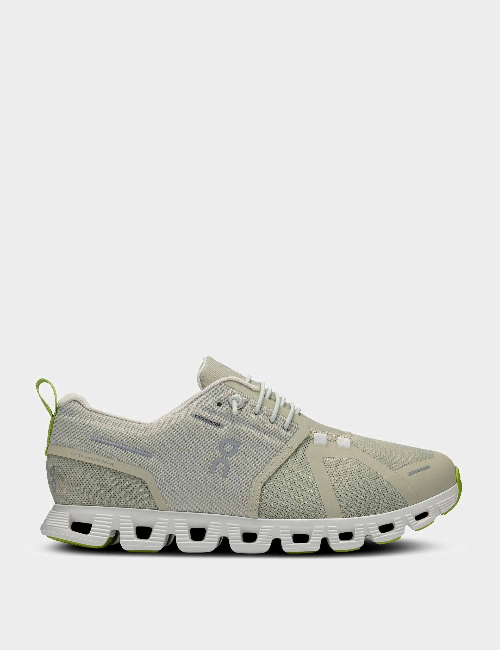 Cloud 5 Waterproof - Chalk/Ice On athletic shoes with speedboard support