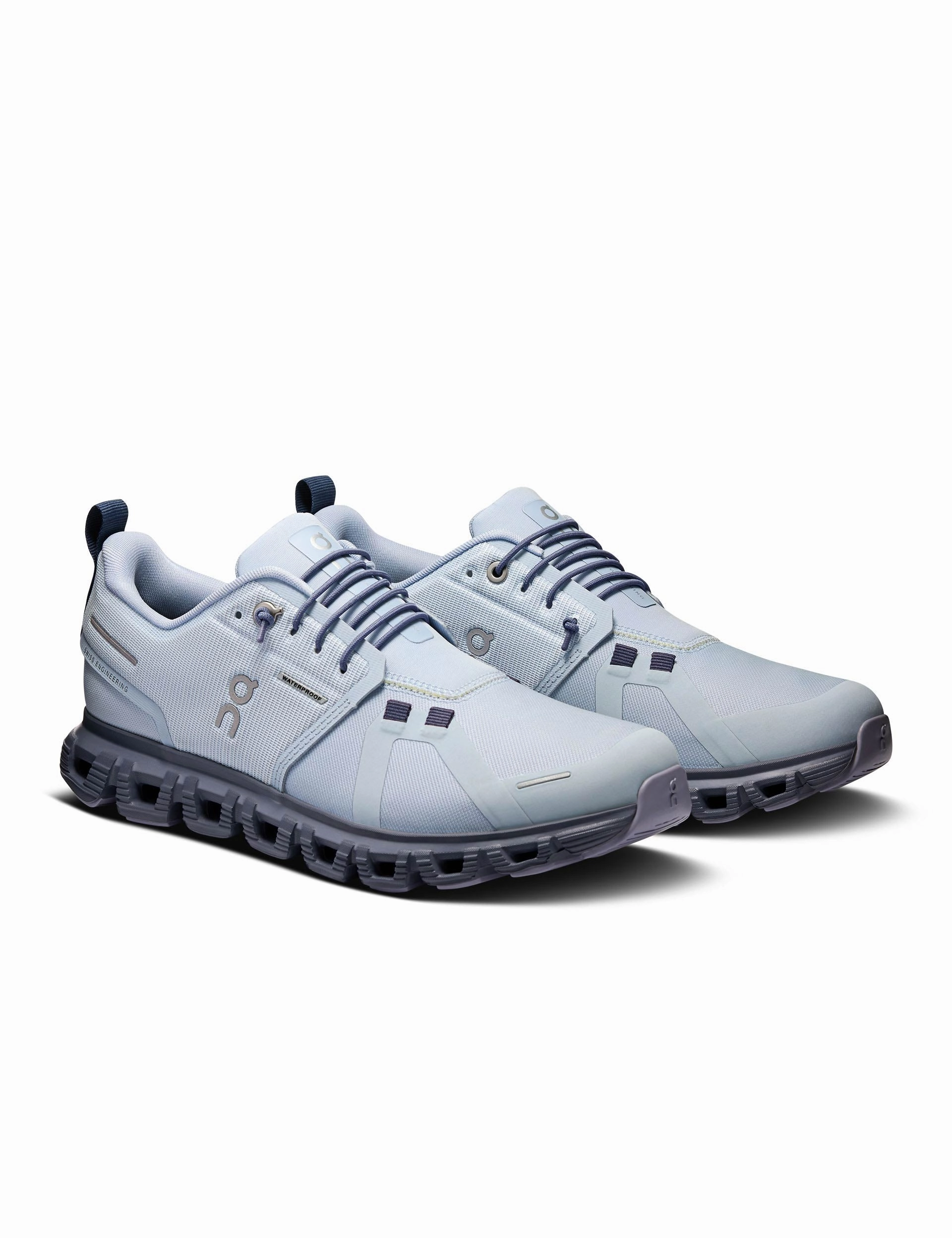 Cloud 6 WP - Heather/Metal On versatile athletic shoe designs