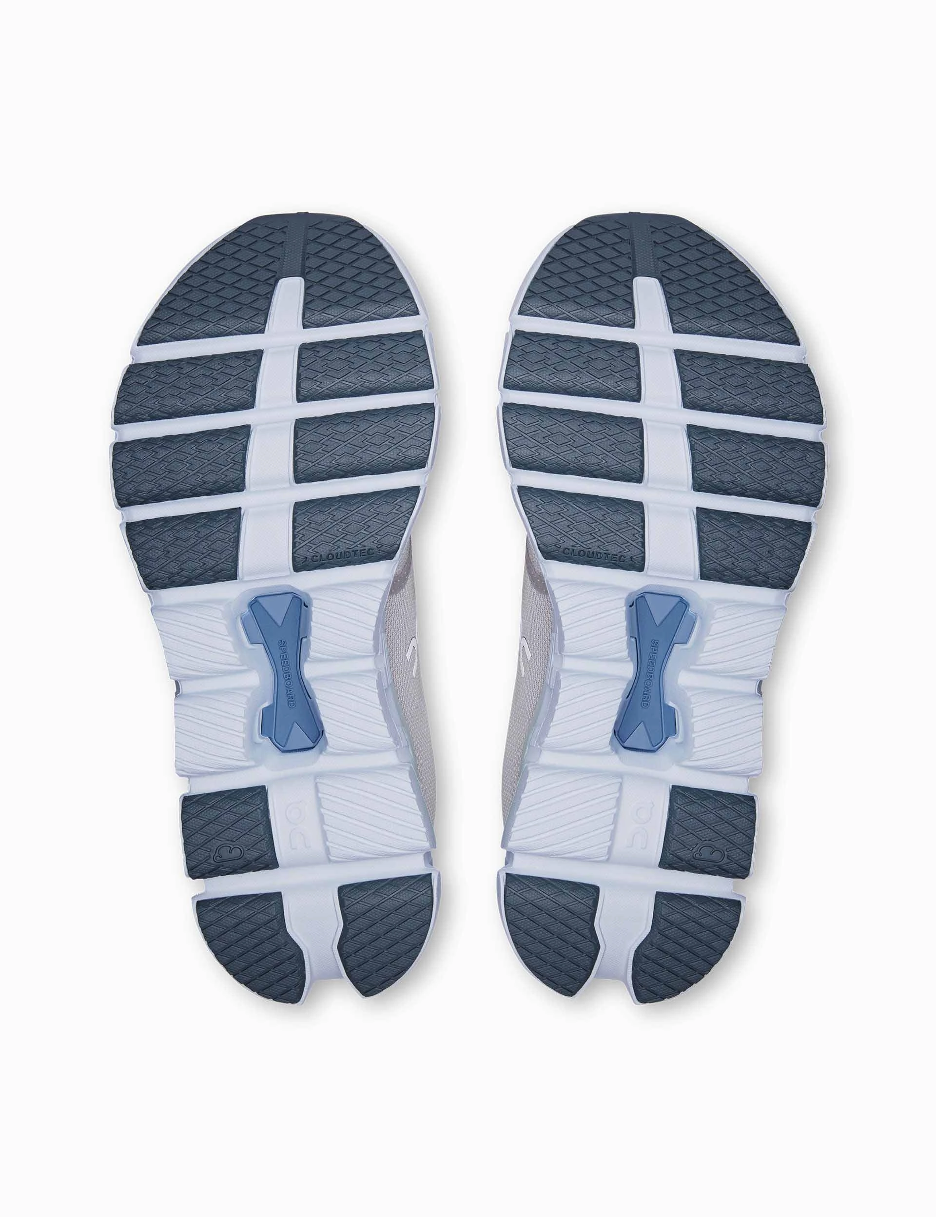 Cloud X 4 - Silver/Chambray On versatile athletic shoe designs