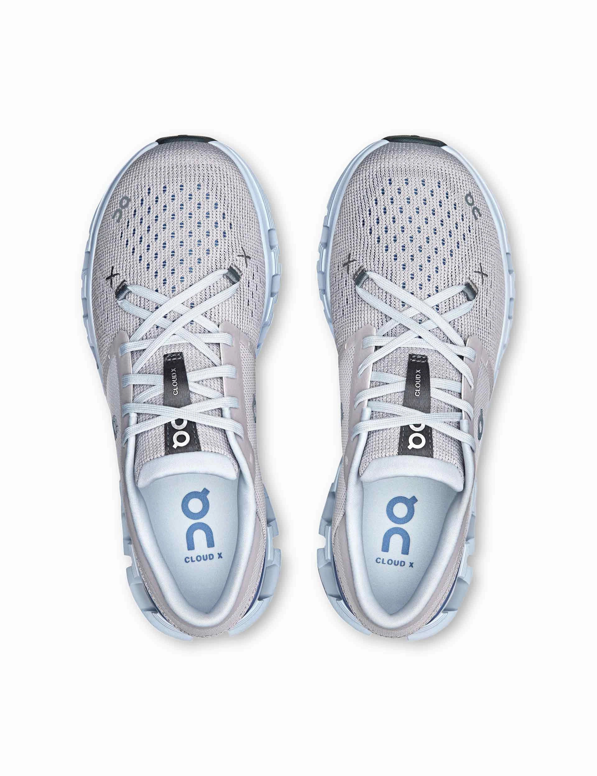 Cloud X 4 - Silver/Chambray On versatile athletic shoe designs