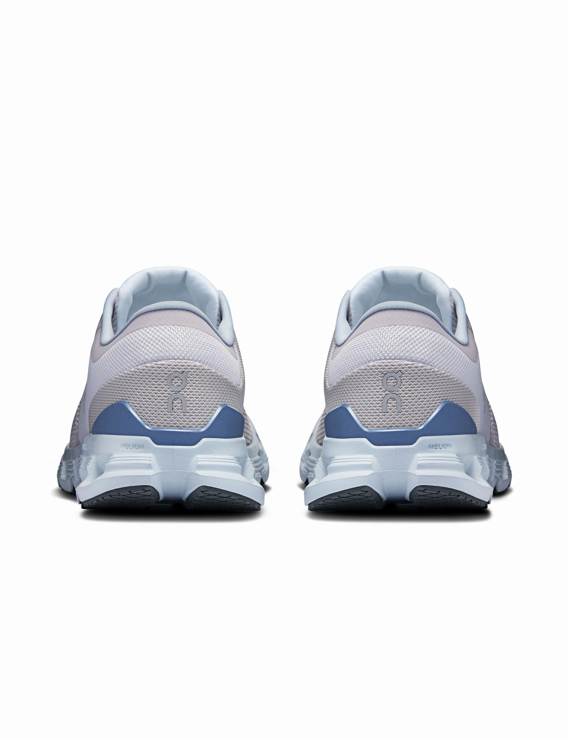 Cloud X 4 - Silver/Chambray On versatile athletic shoe designs