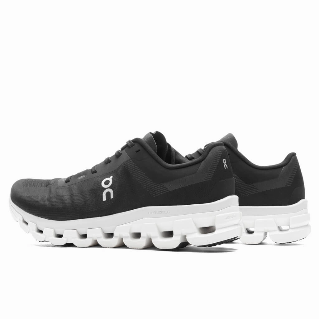 Cloudflow 4 - Black/White On Cloud Cushion Running Shoes