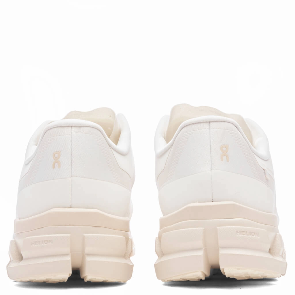 Cloudflow 4 - White/Moon On Cloud Cushion Running Shoes