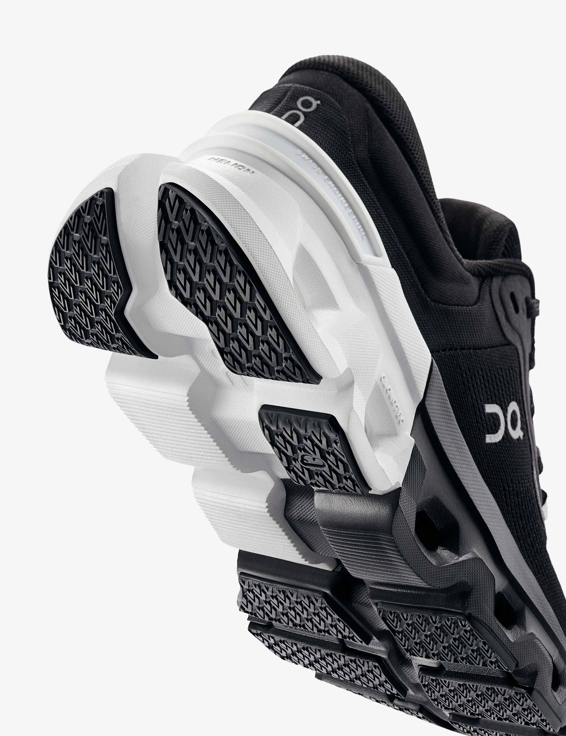 Cloudflyer 5 - Black/White On versatile athletic shoe designs