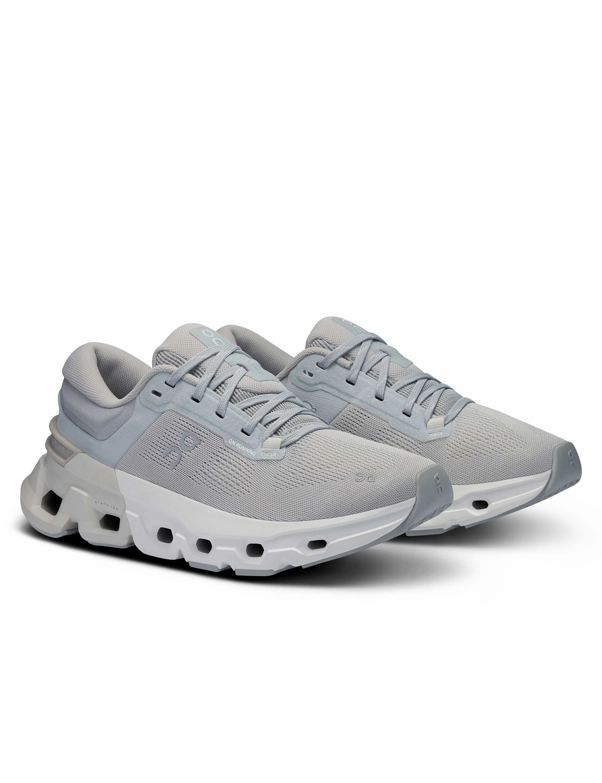 Cloudflyer 5 - Glacier/Wolf On versatile athletic shoe designs