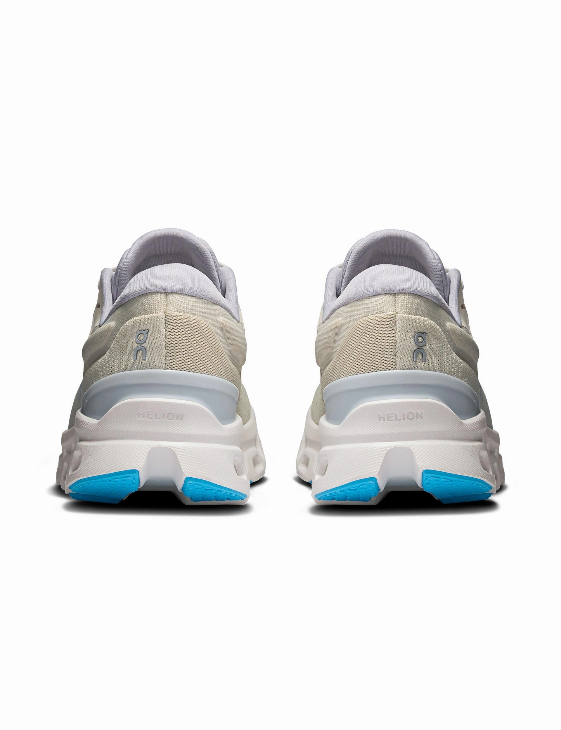 Cloudstratus 3 - Cream/Arctic On versatile athletic shoe designs