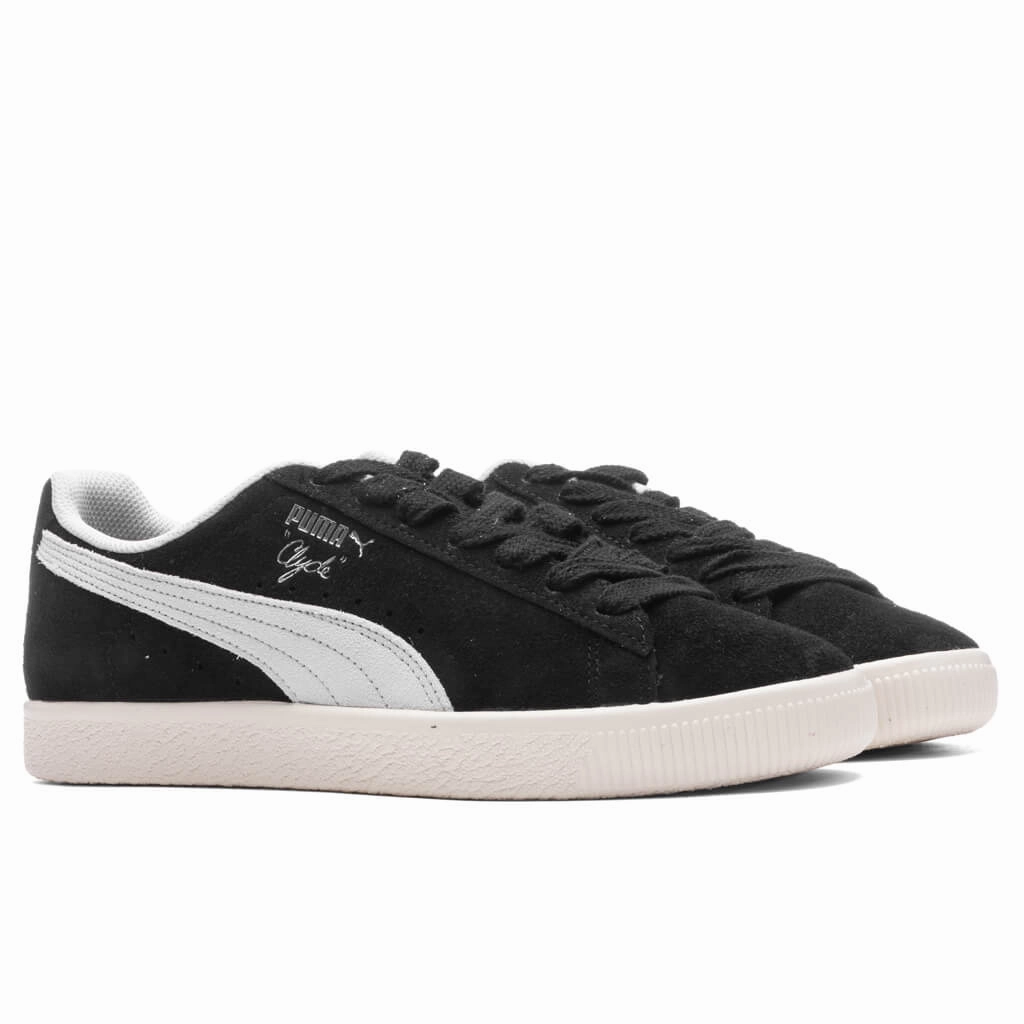 Clyde Hairy Suede - Black/Frosted Ivory Puma Suede Street Sneakers