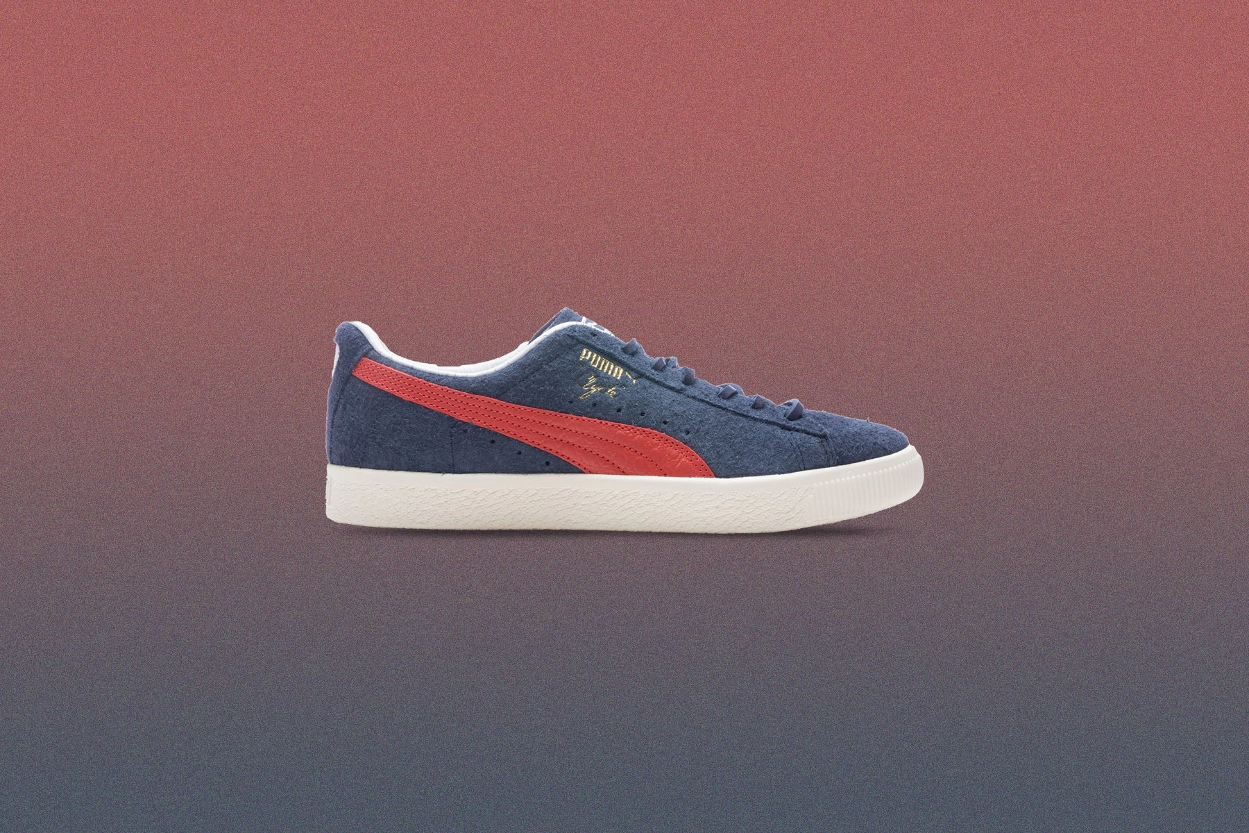 Clyde Soho London - Frosted Ivory/New Navy Puma Suede Street Sneakers