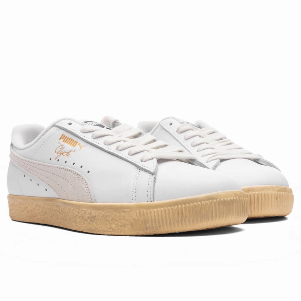 Clyde Vintage - White Puma Everyday Style Shoes