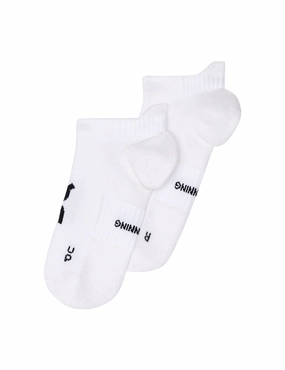 Core Run Sock Low 2P - White On athletic shoes with speedboard support