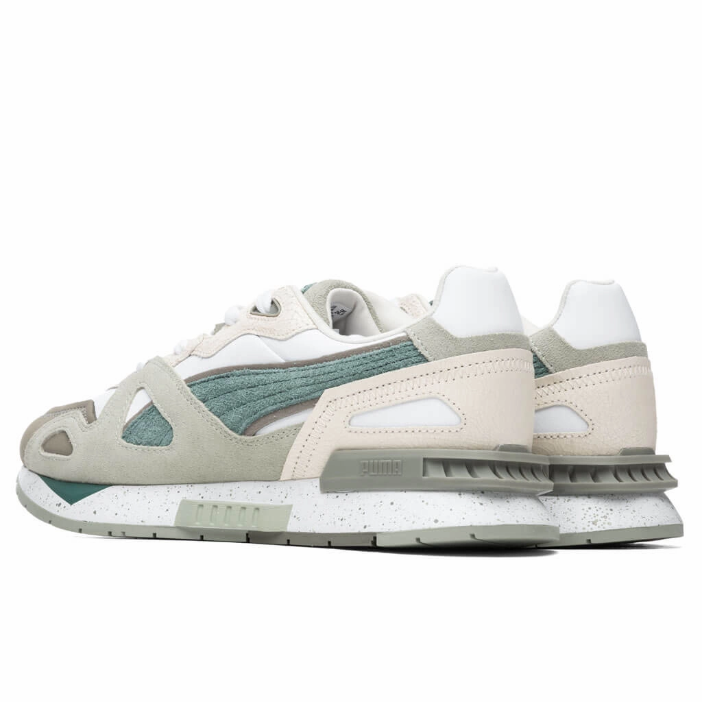 Earthbrake Mirage Mox - White/Desert Sage Puma Stripe Logo Trainers