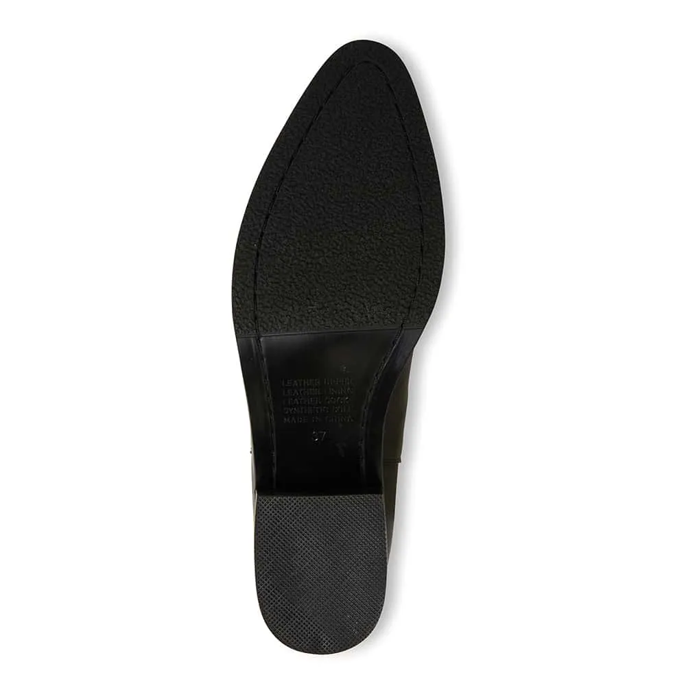 Federal Boot in Black Leather