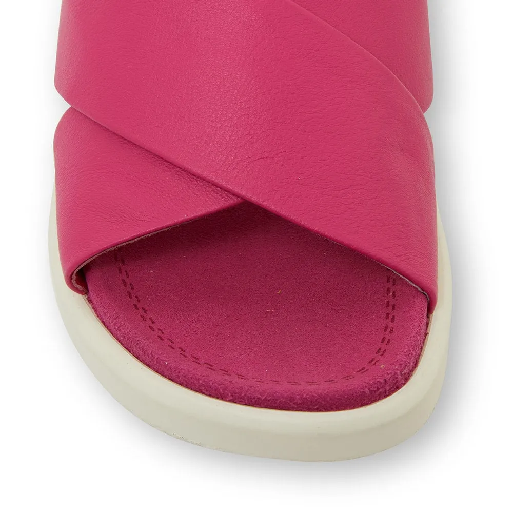 Ferry Slide in Pink Leather