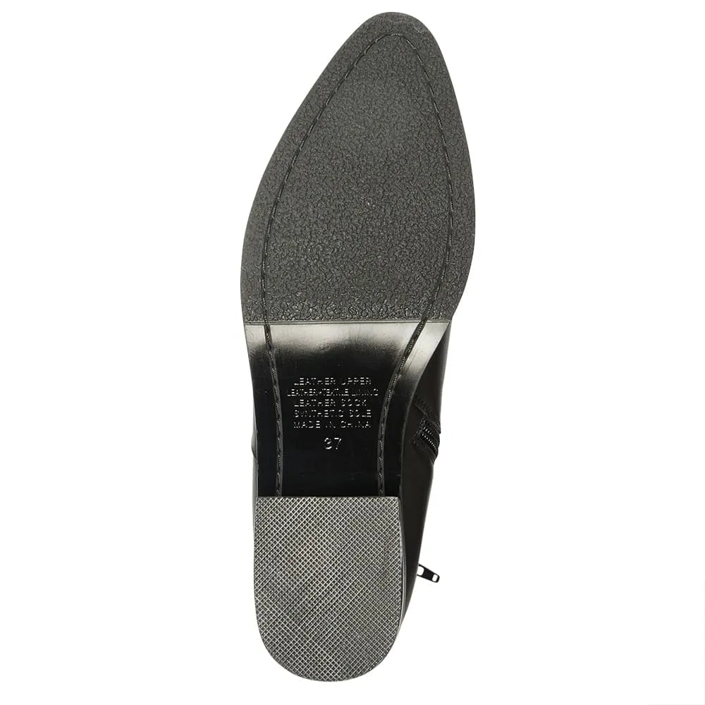 Fortress Boot in Black Leather