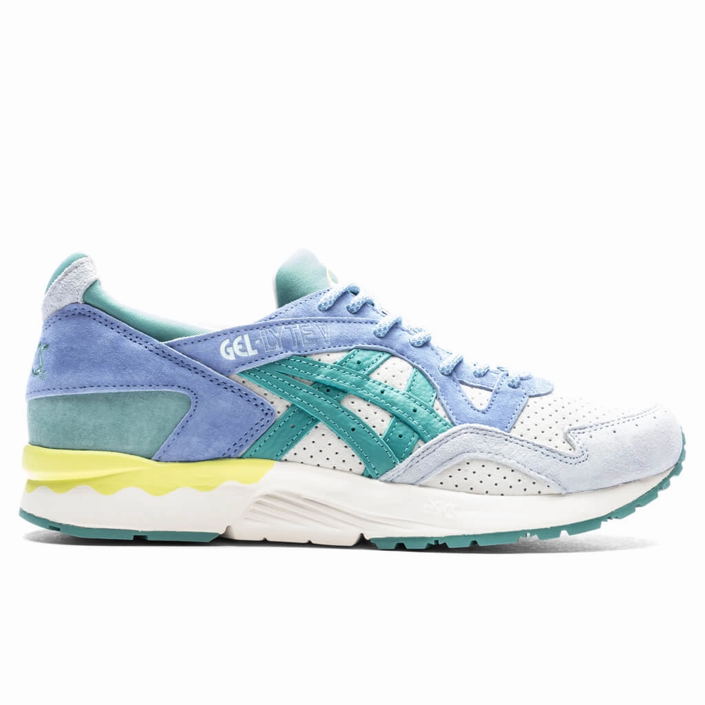 Gel-Lyte V - Cream/Sage Asics running shoes with gel cushioning