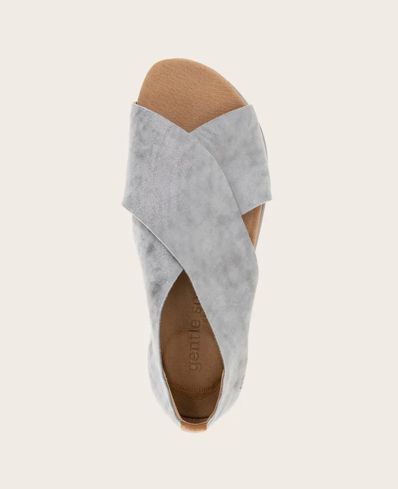 GENTLE SOULS - Leslie X Band Metallic Tread Sole Sandal