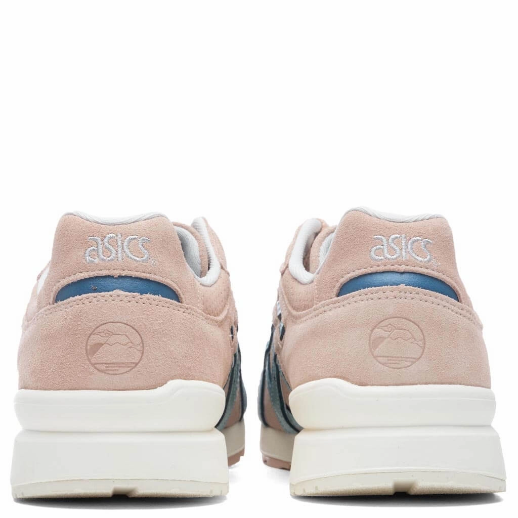 GT-II - Pale Apricot/Azure Asics Gel Cushion Running Shoes