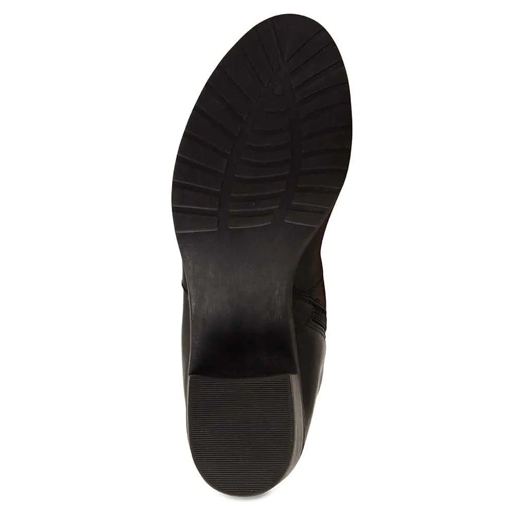 Hamish Boot in Black Hi Shine Leather