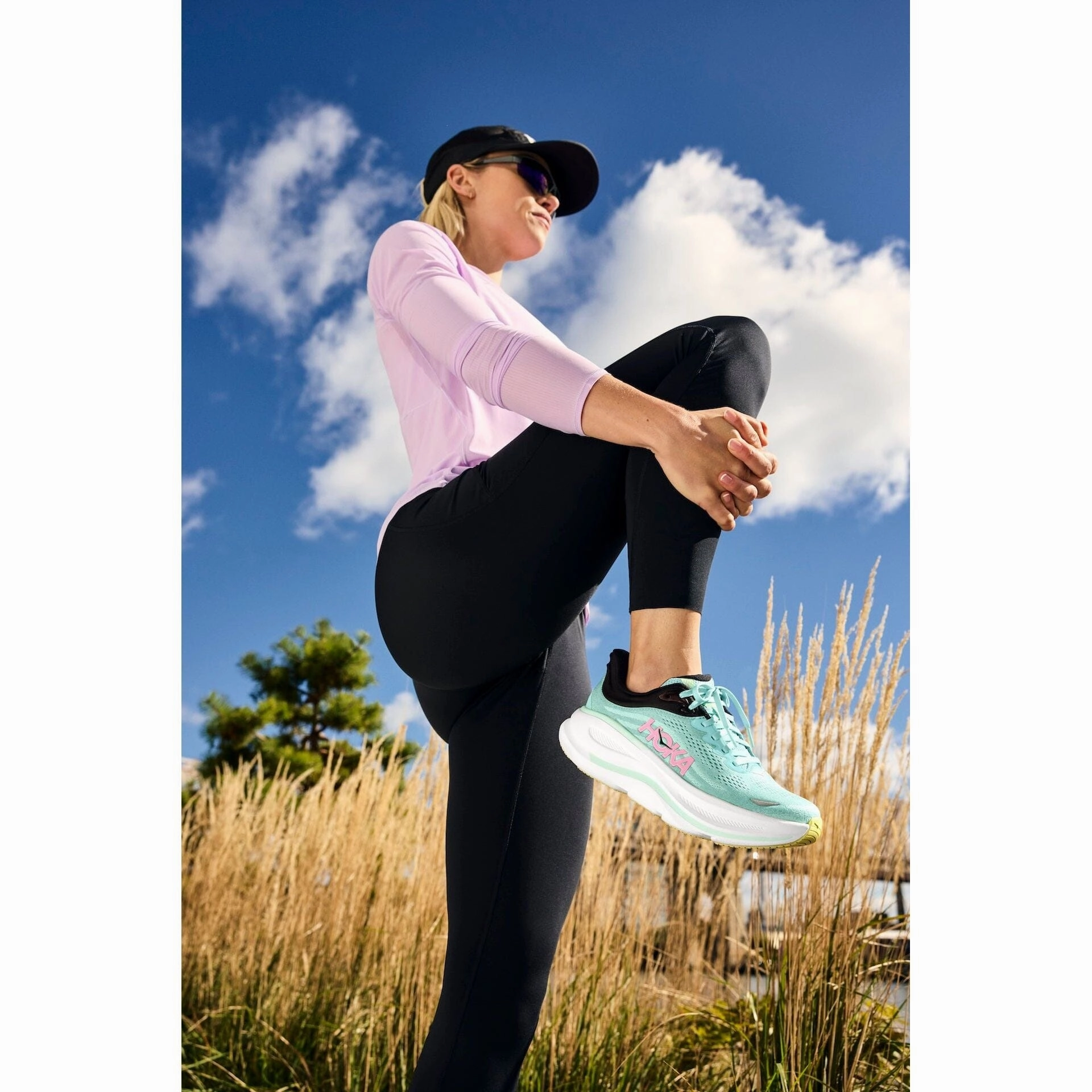 HOKA BONDI 9 WOMEN'S MEDIUM AND WIDE Hoka high-cushion running shoes
