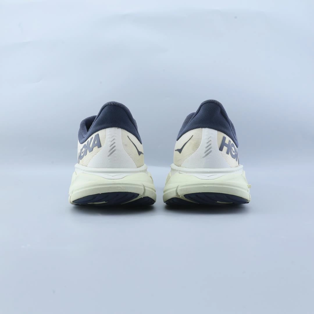 HOKA ONE ONE ARAHI 5 Hoka running shoe visuals