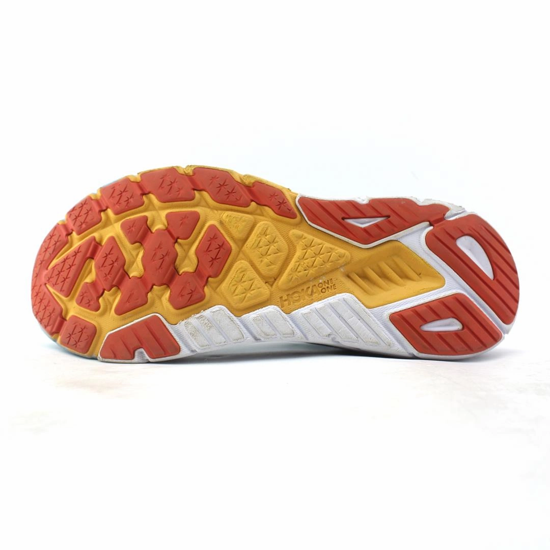 HOKA ONE ONE ARAHI 6 Hoka running shoe visuals