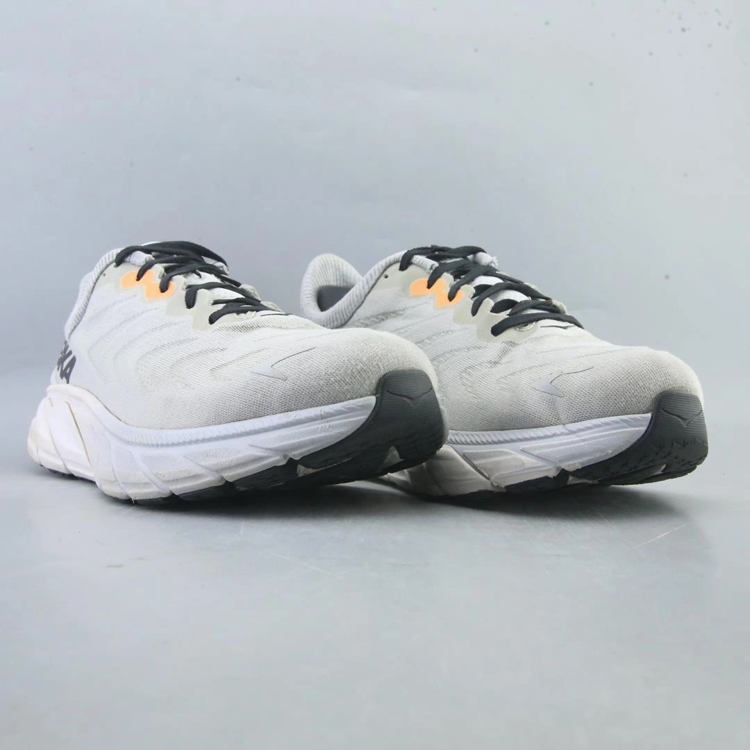 HOKA ONE ONE ARAHI 6 Hoka running shoe visuals