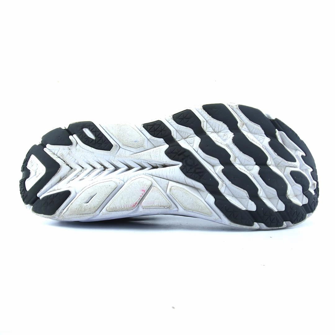 HOKA ONE ONE CLIFTON 8 Hoka running shoe visuals