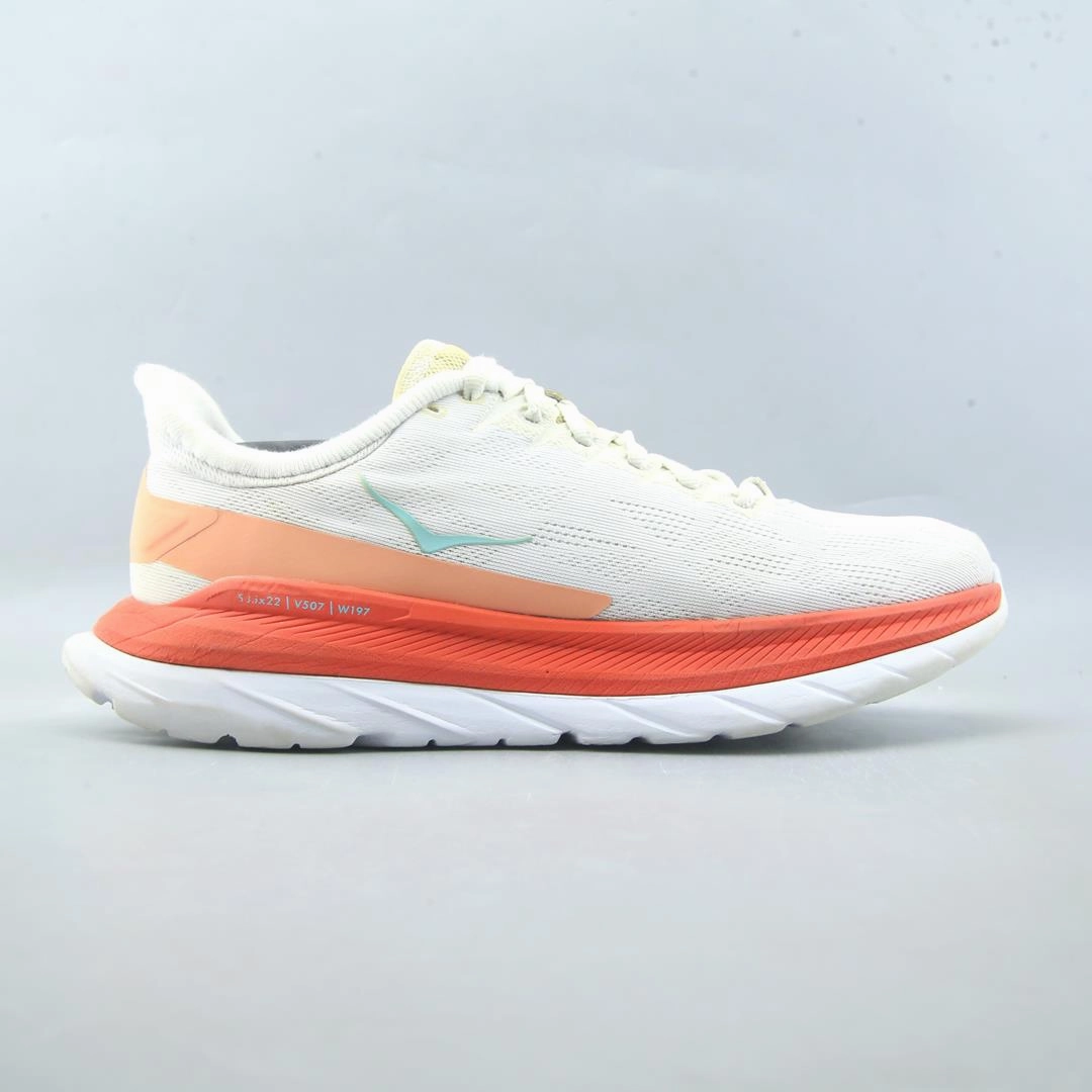 HOKA ONE ONE MACH 4 Hoka running shoe visuals