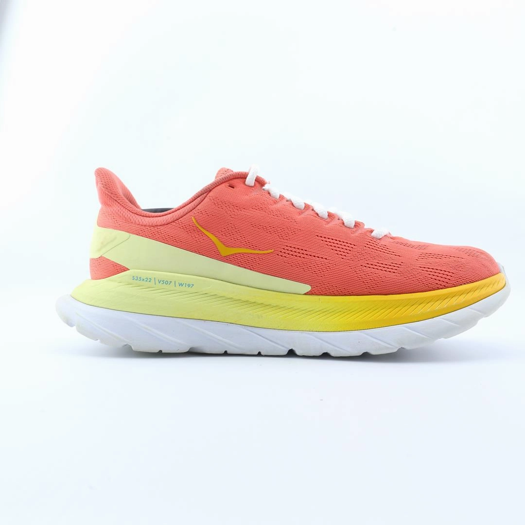 HOKA ONE ONE MACH 4 Hoka running shoe visuals