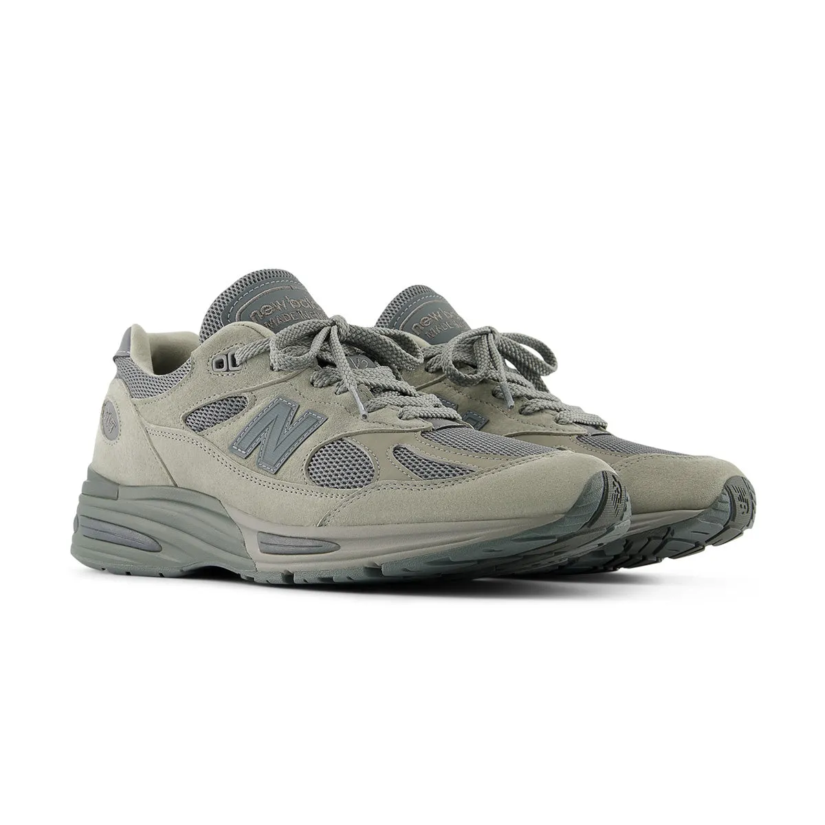 in UK   thisisneverthat 991v2 'Grey'