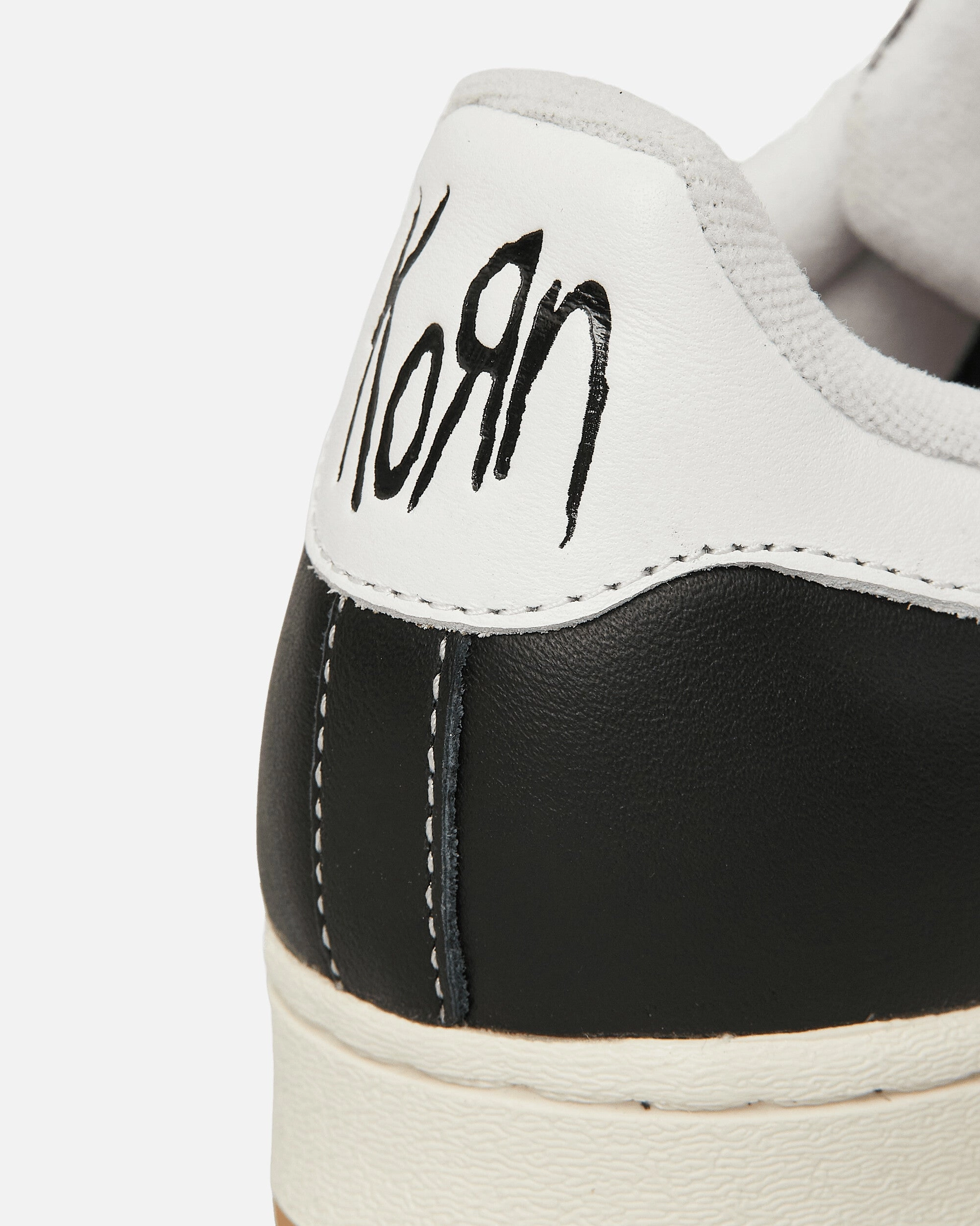 KoRn Superstar Sneakers Core Black Comfort Sneakers