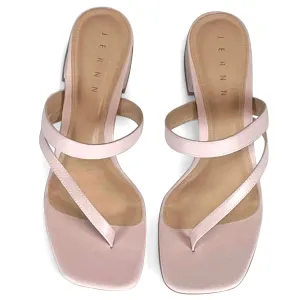 Kyra open grip toe slipons