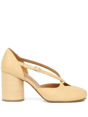Light Beige Tabi Pumps