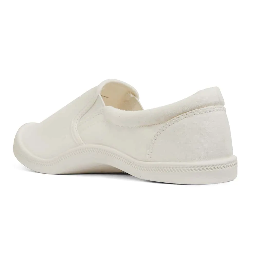 Lucky Sneaker in White Fabric