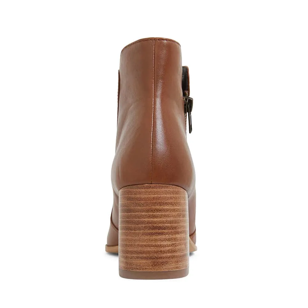 Magic Boot in Mid Brown Leather