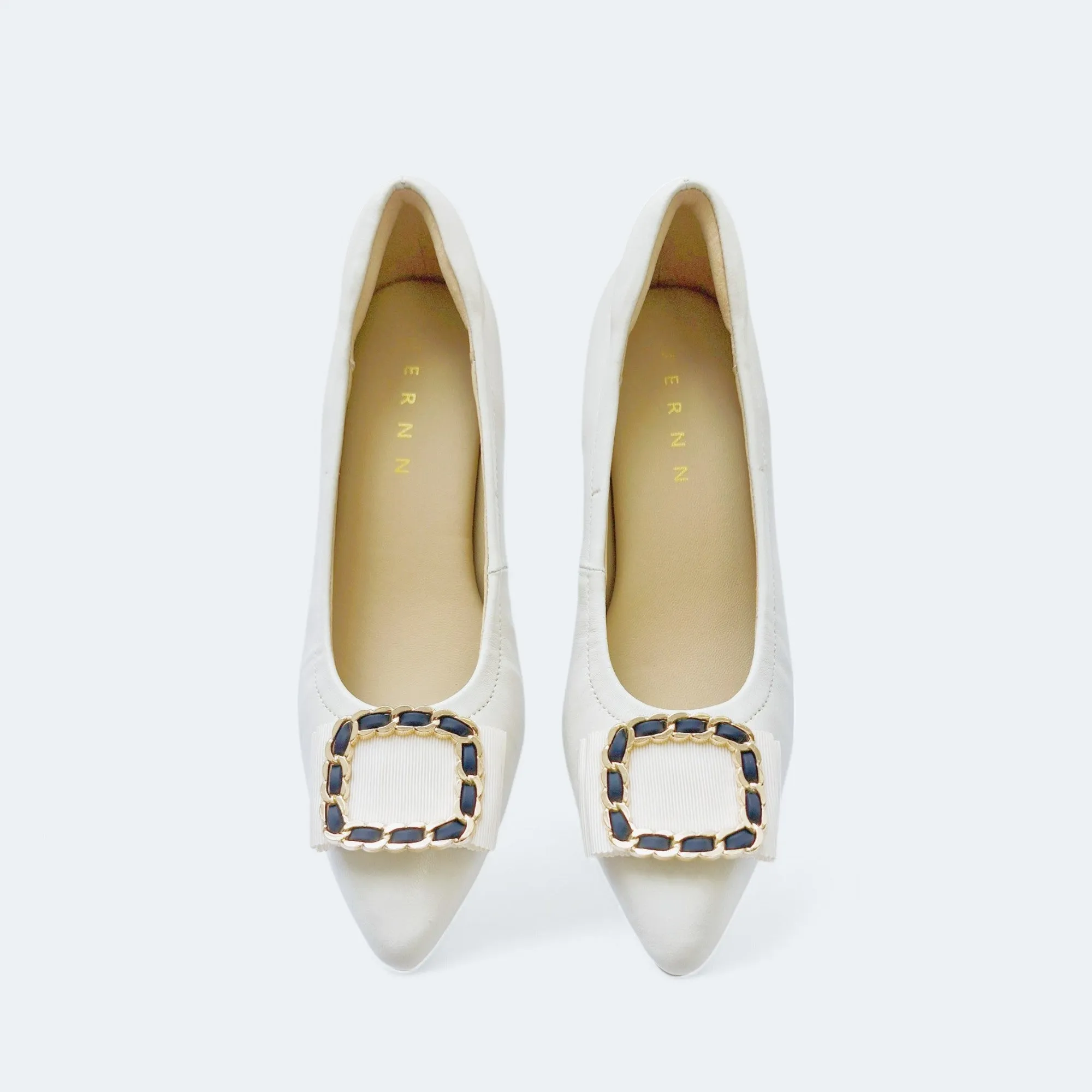 Manon Low Heel