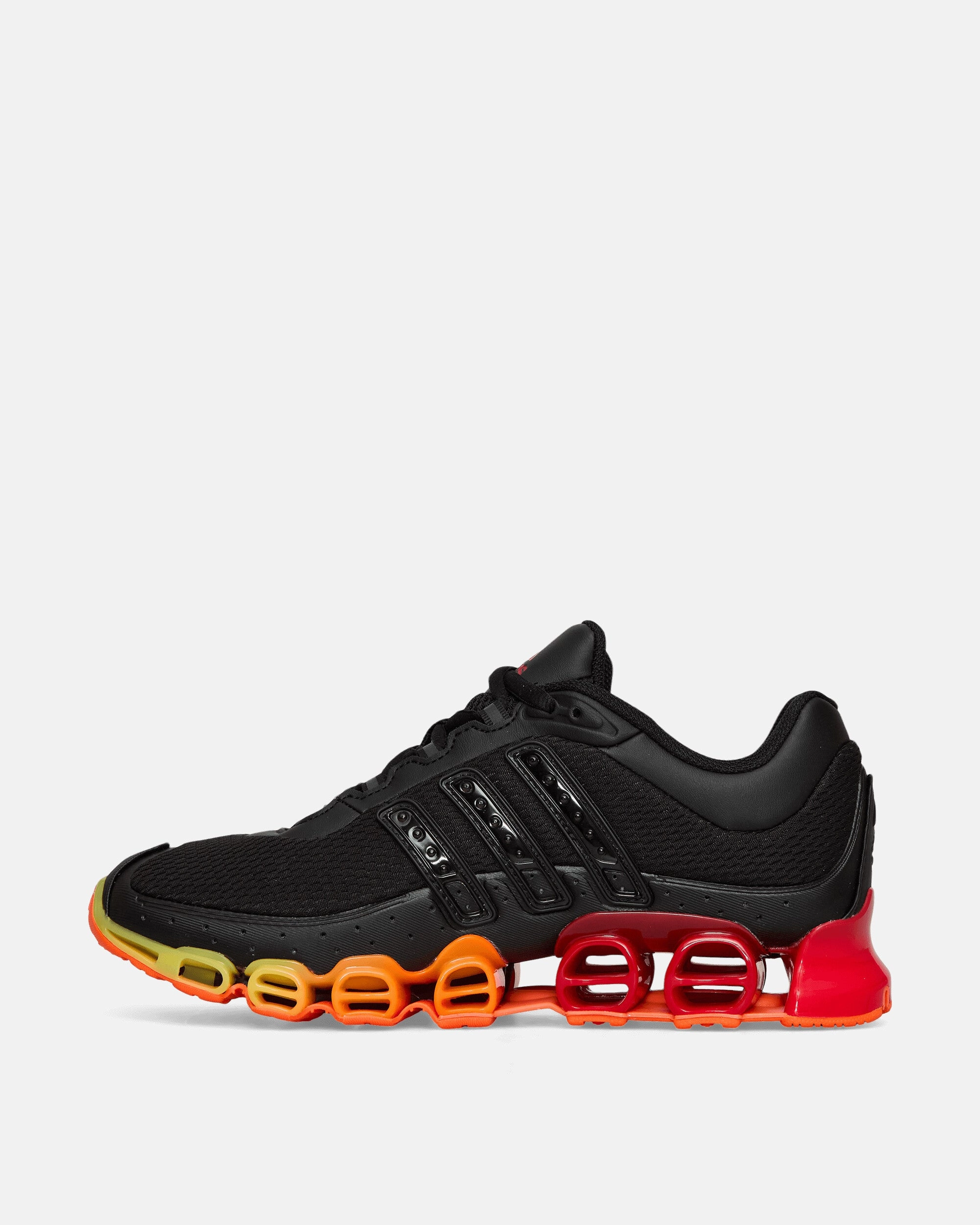 Megaride Sneakers Core Black / Better Scarlet Comfort Sneakers