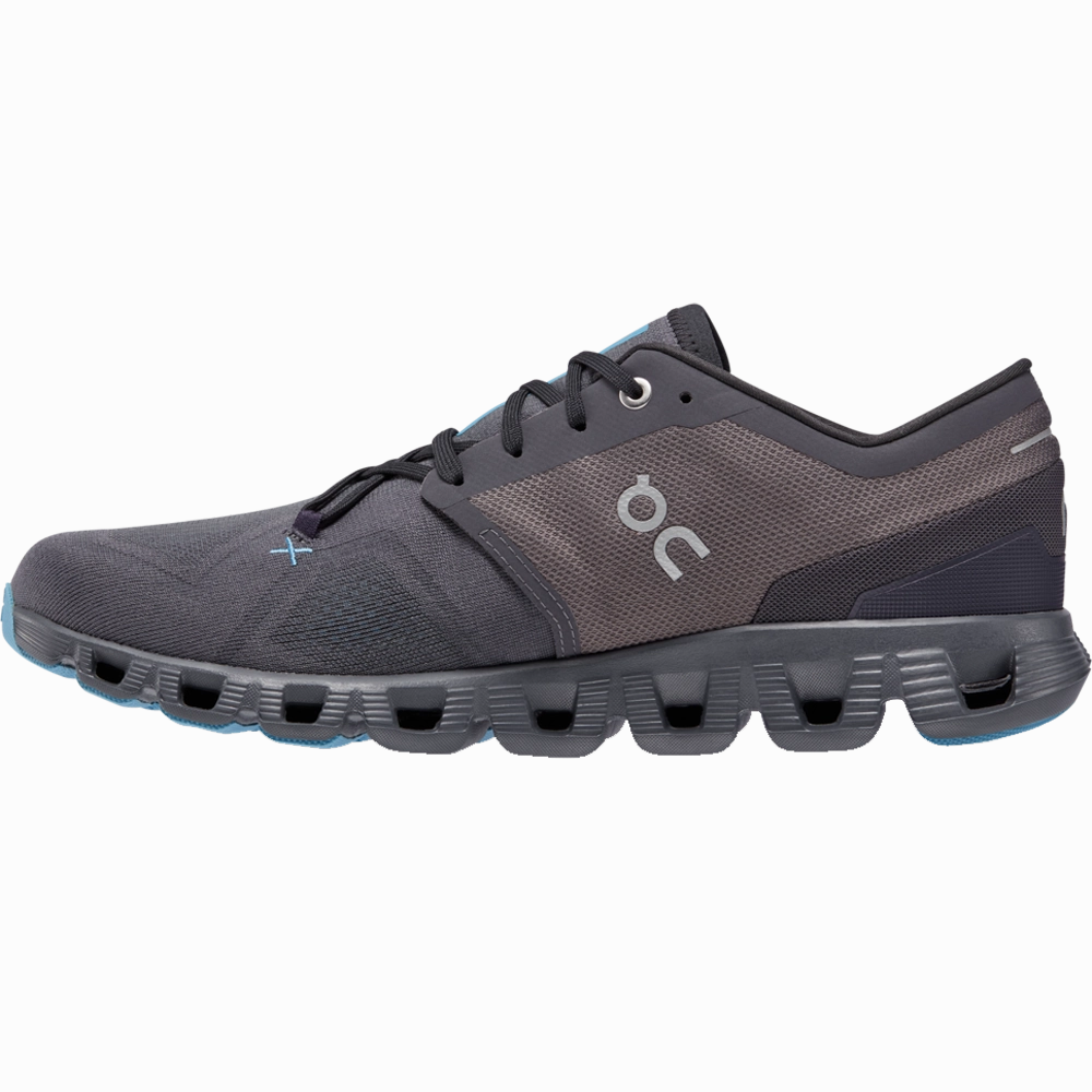 Men's Cloud X 3 On versatile athletic shoe designs