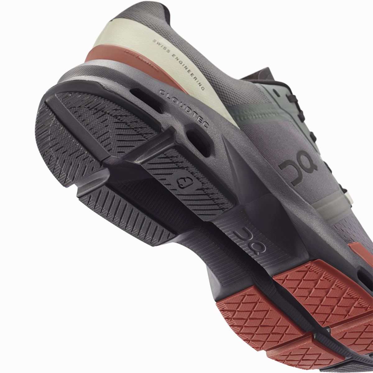 Men's Cloudpulse On versatile athletic shoe designs