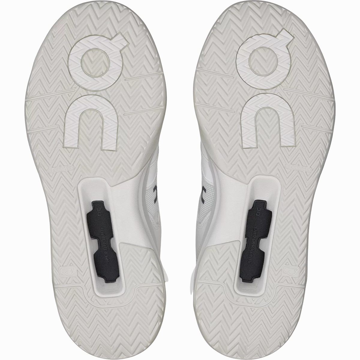 Men's THE ROGER Clubhouse Pro On versatile athletic shoe designs
