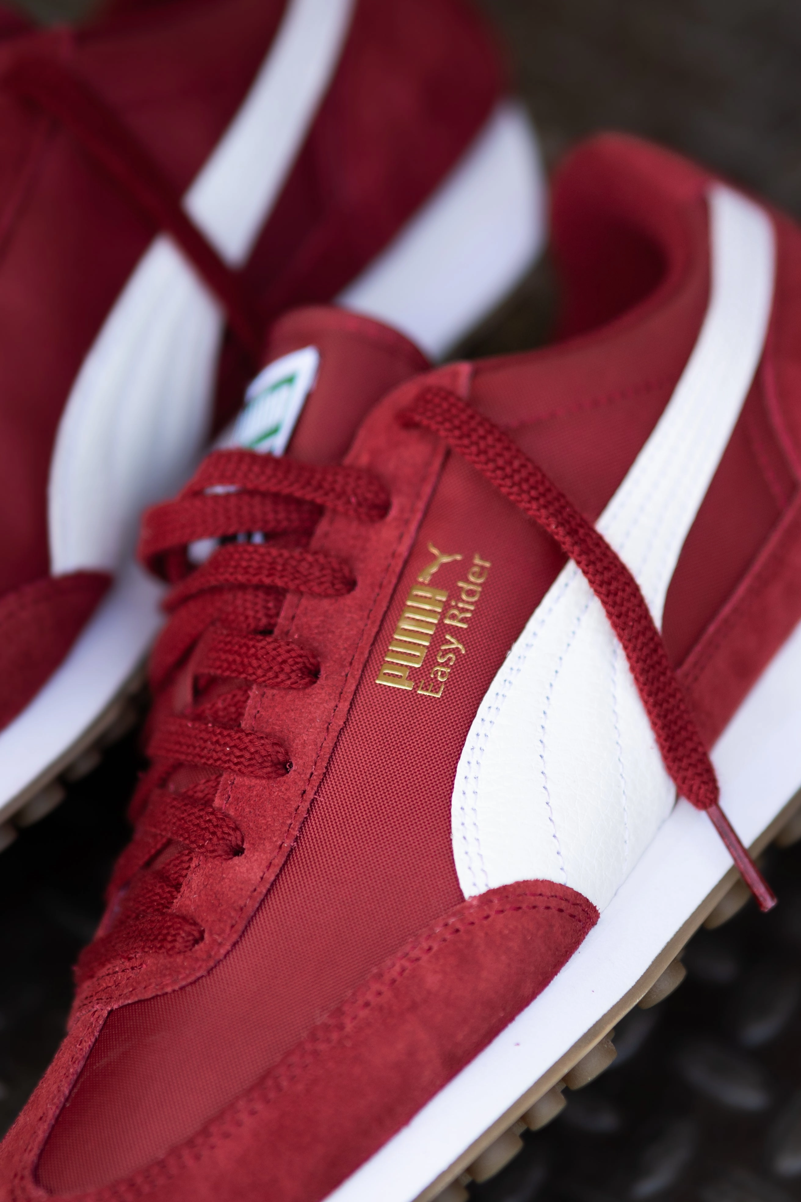 Mens Puma Easy Rider Vintage (Intense Red/Puma White) Puma athletic shoe visuals