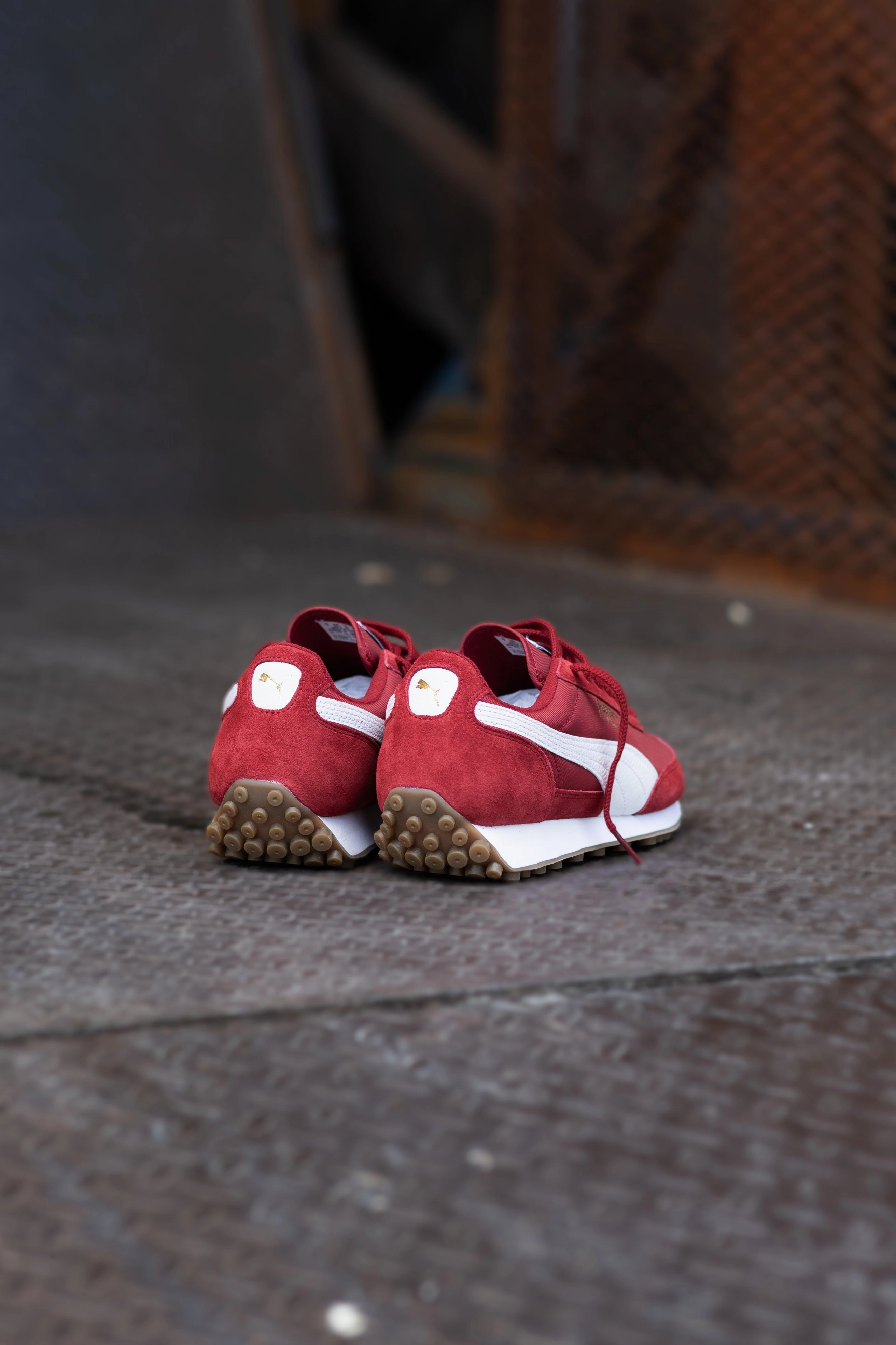 Mens Puma Easy Rider Vintage (Intense Red/Puma White) Puma athletic shoe visuals