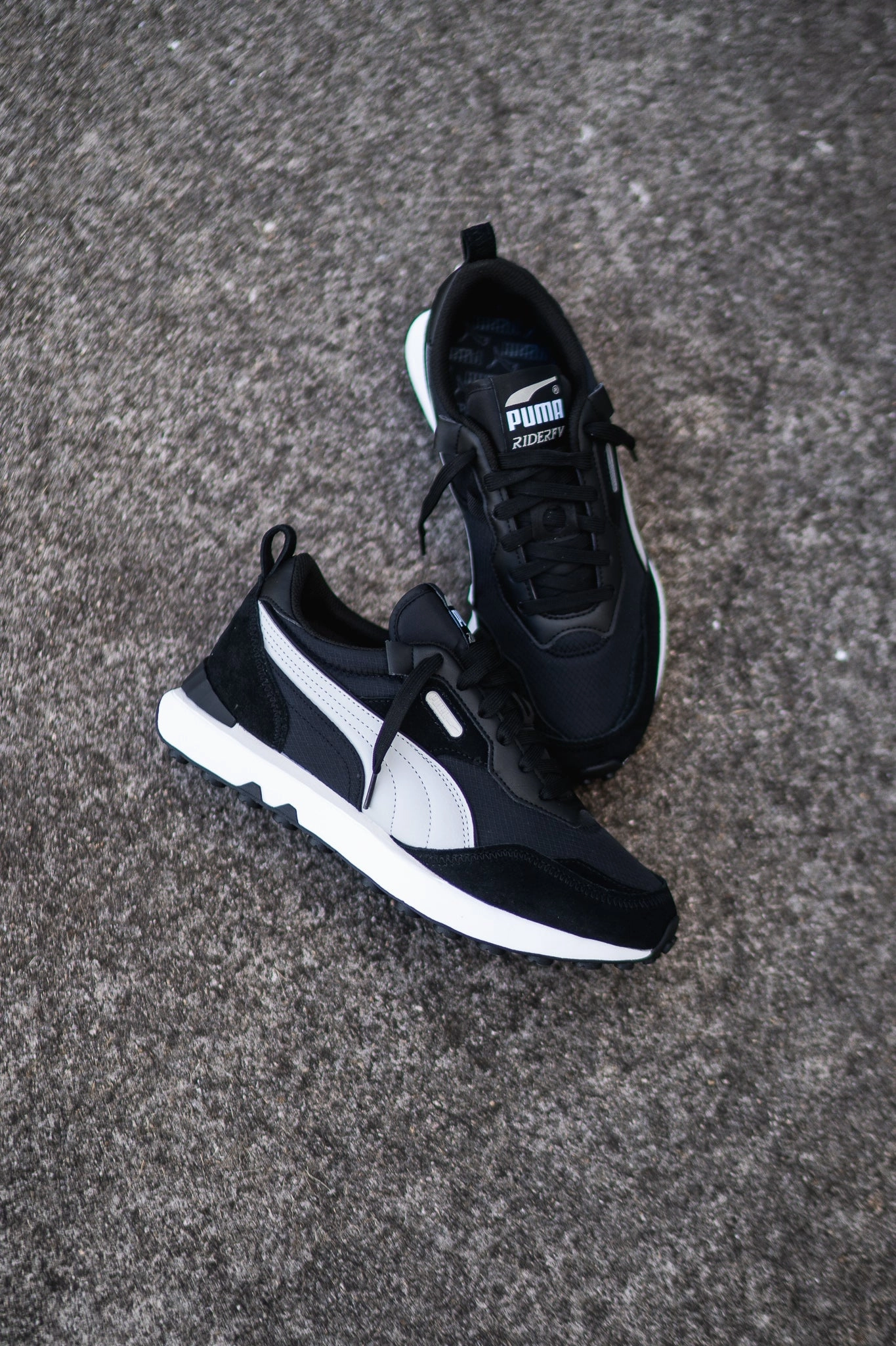 Mens Puma Rider FV Future Vintage (Black/Gray Violet) Puma athletic shoe visuals