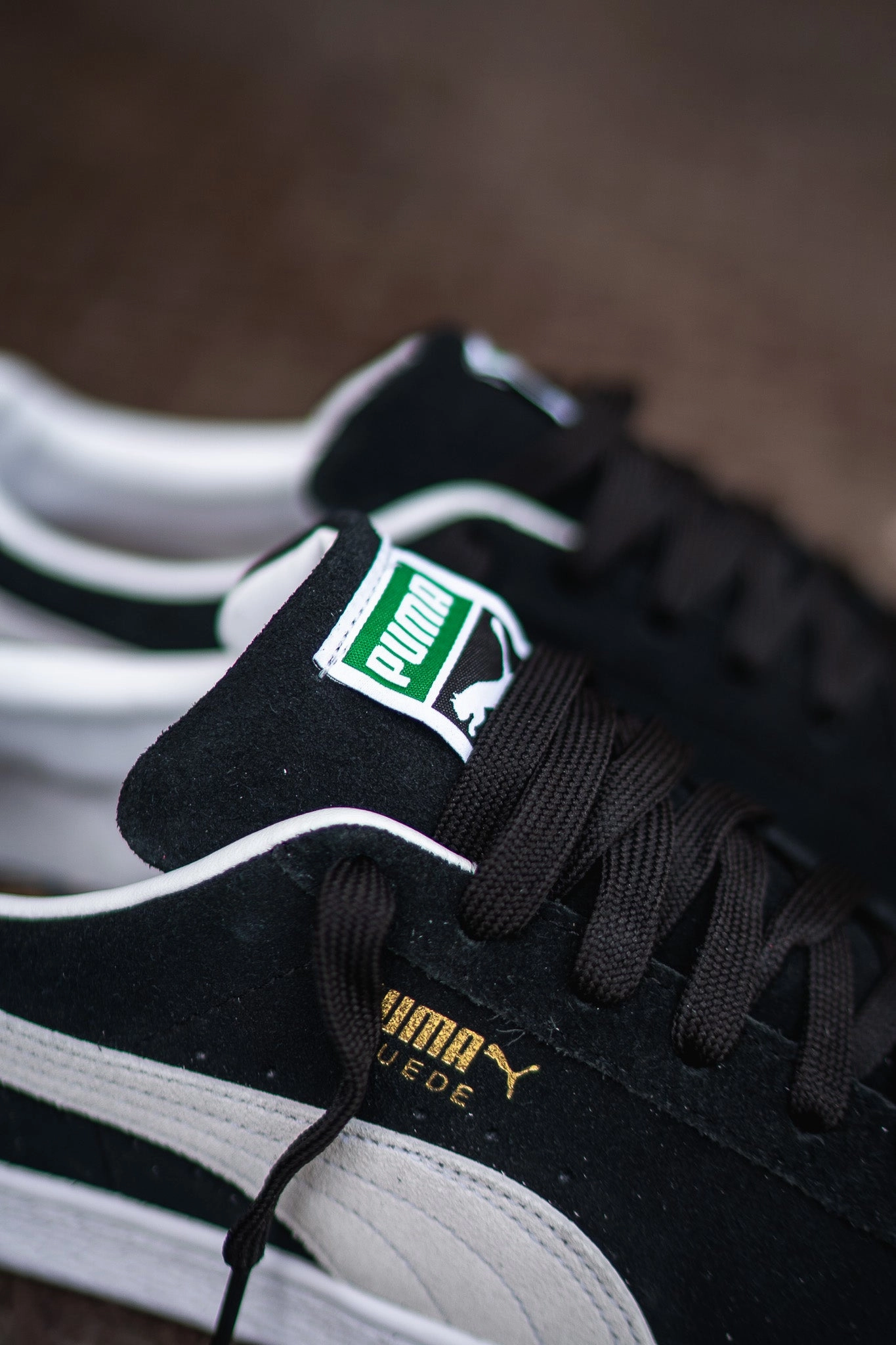 Mens Puma Suede Classic (Black/White) Puma athletic shoe visuals
