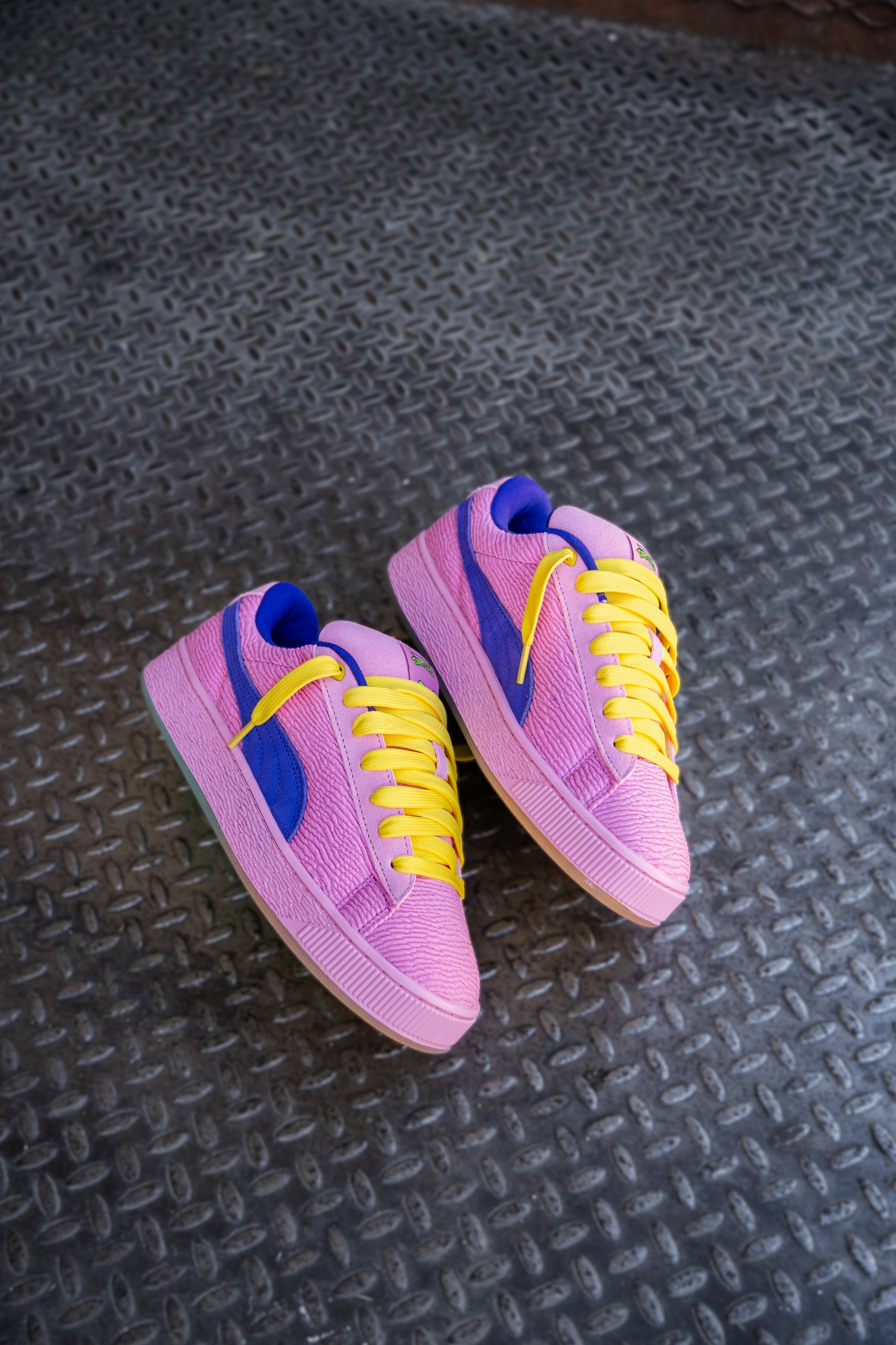 Mens Puma Suede XL Teenage Mutant Ninja Turtles (Mauved Out/Team Violet) Puma athletic shoe visuals
