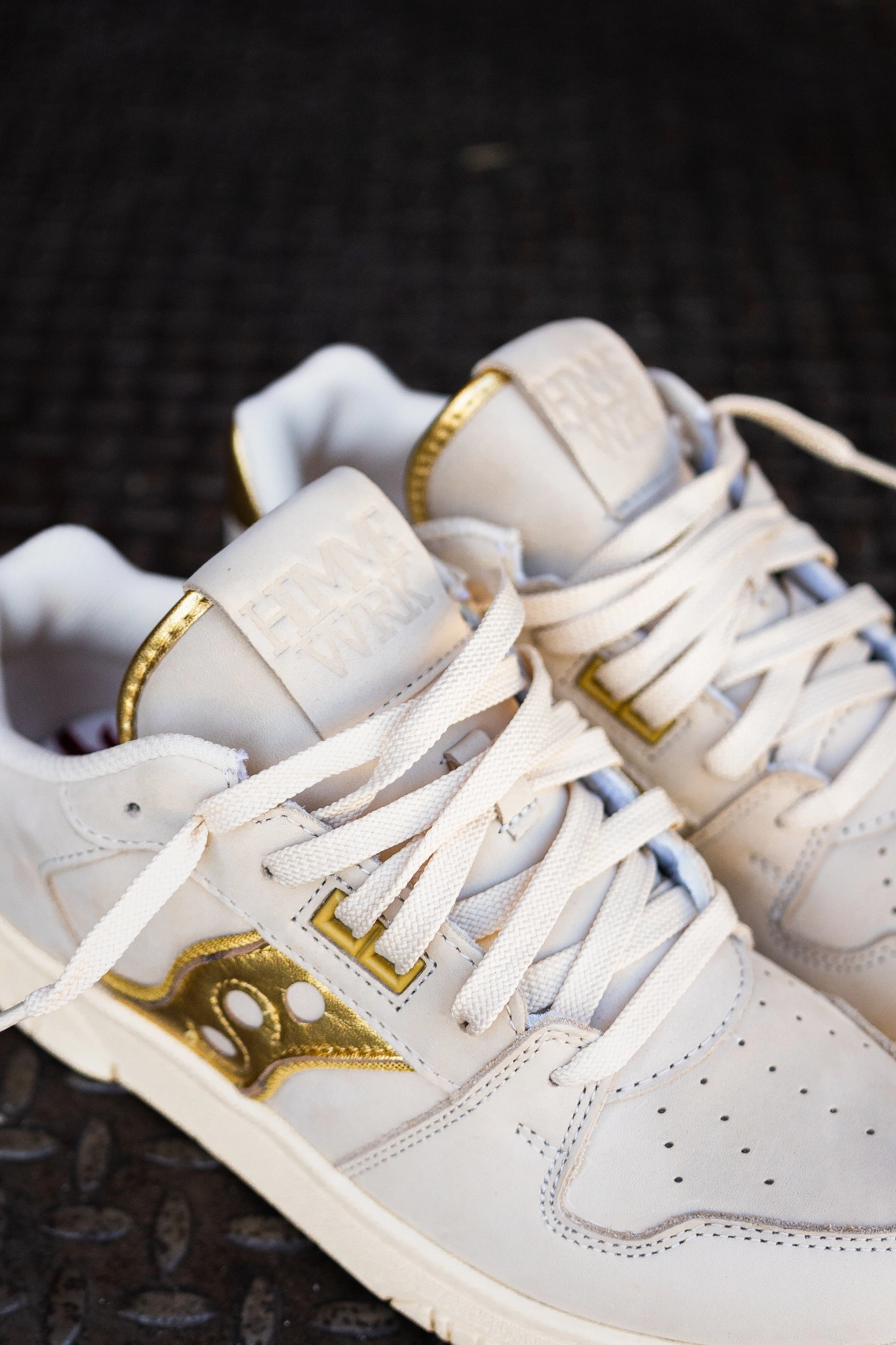 Mens Saucony x Trinidad James Hommewrk Sonic Low 'COACHS SHOE' (Cream/Gold) Saucony versatile athletic footwear