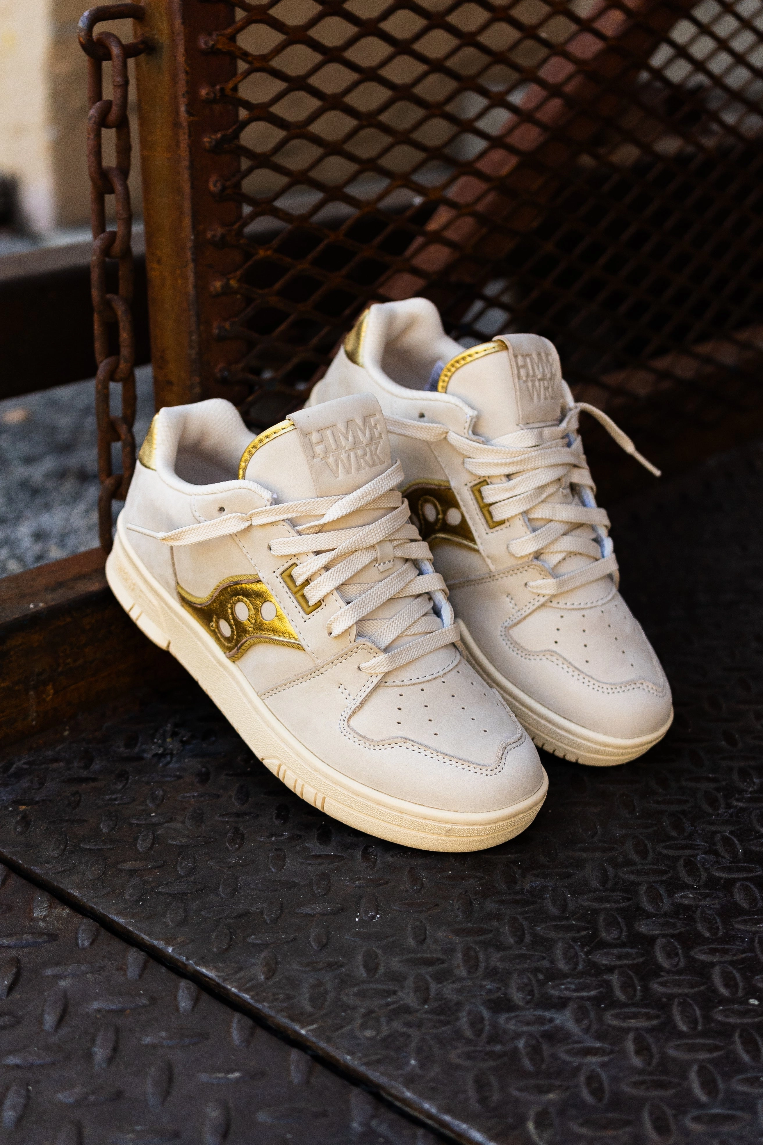 Mens Saucony x Trinidad James Hommewrk Sonic Low 'COACHS SHOE' (Cream/Gold) Saucony versatile athletic footwear