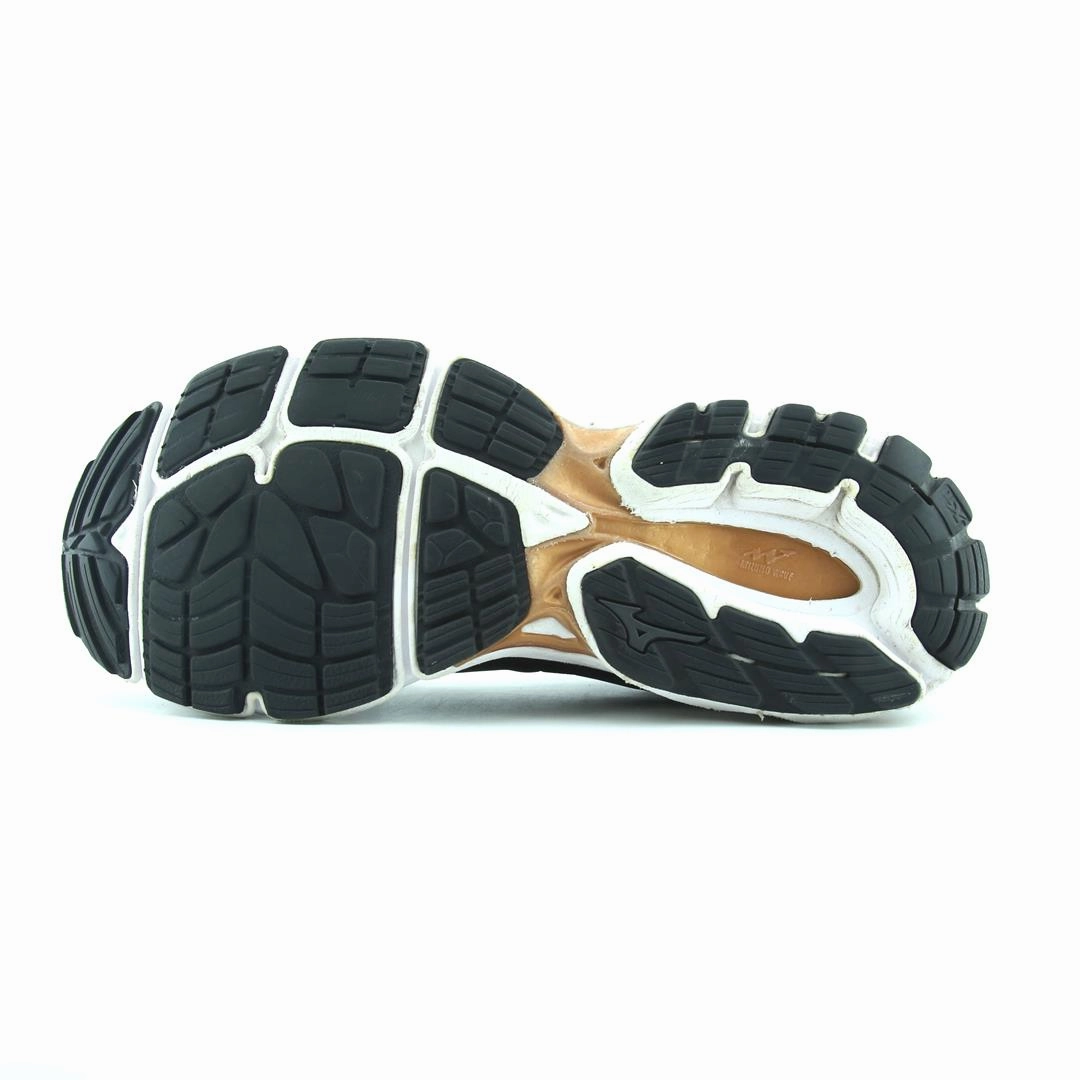 MIZUNO WAVE INSPIRE 16 Mizuno sport shoe styles