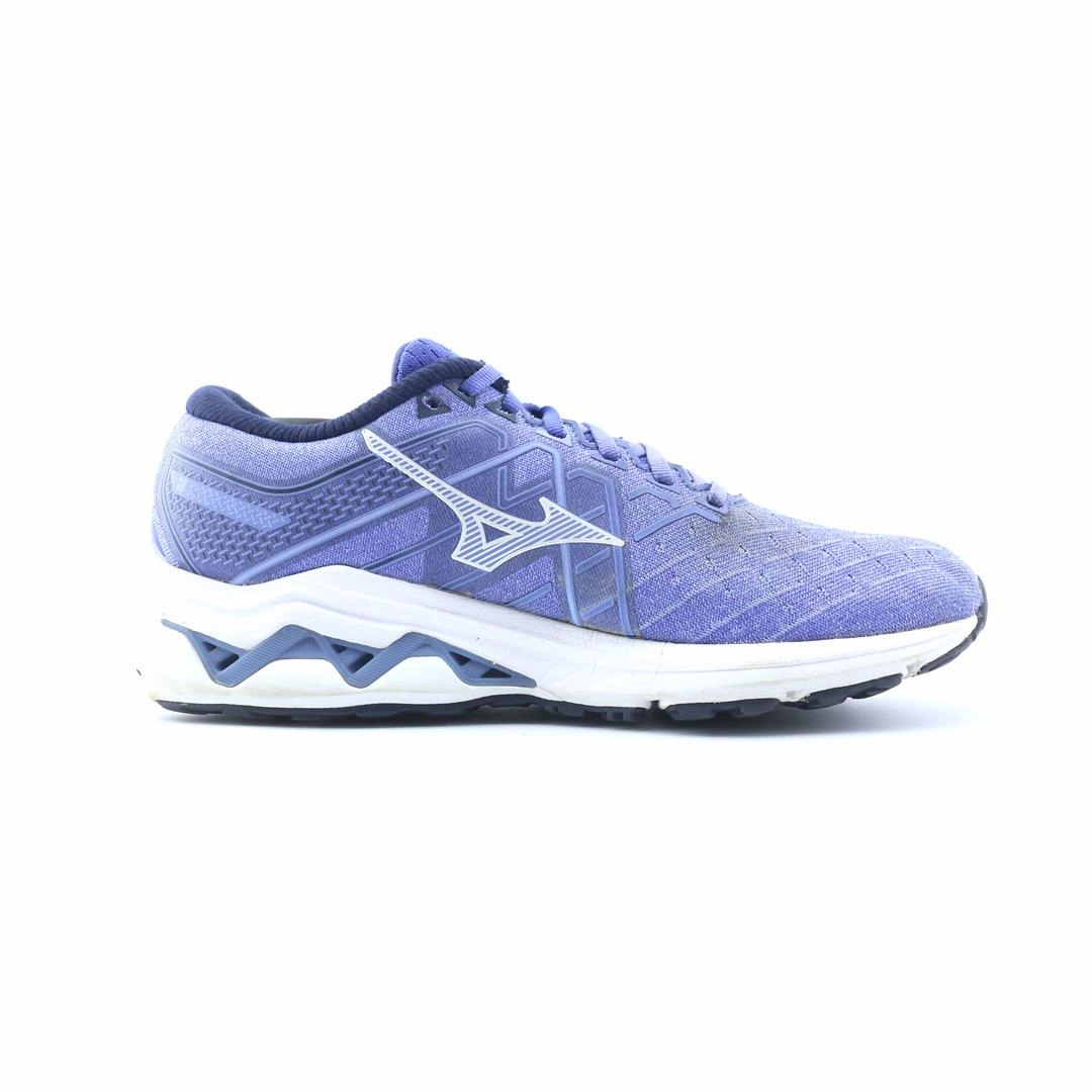 MIZUNO WAVE INSPIRE 18 Mizuno sport shoe styles