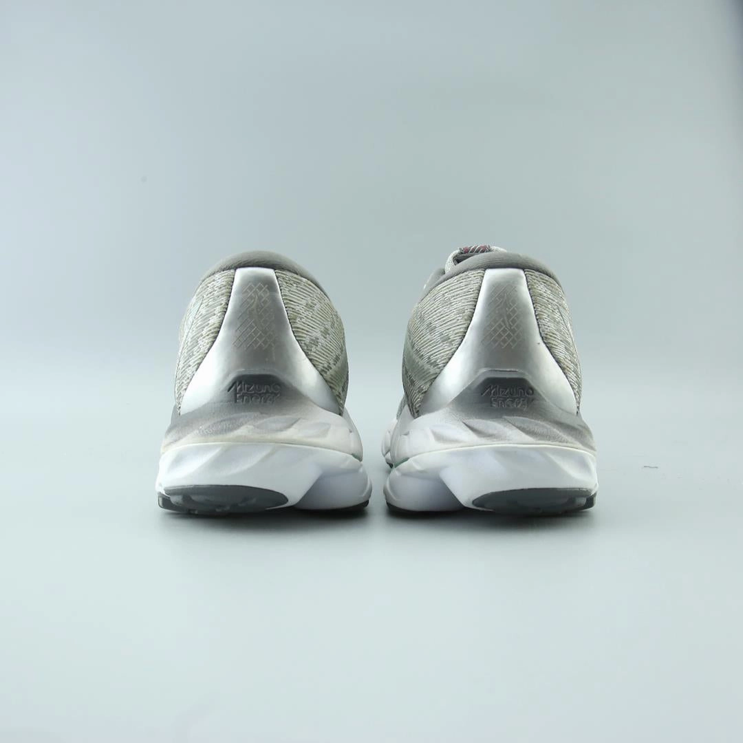 MIZUNO WAVE INSPIRE 19 Mizuno sport shoe styles
